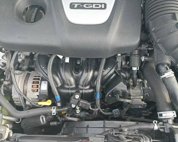 Желтый Хендай Kona, объемом двигателя 1.59 л и пробегом 72 тыс. км за 17400 $, фото 16 на Automoto.ua