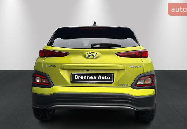 Желтый Хендай Kona, объемом двигателя 0 л и пробегом 111 тыс. км за 13950 $, фото 5 на Automoto.ua