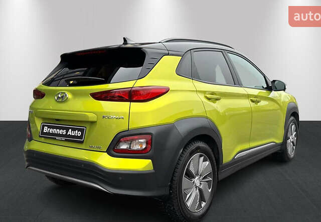 Желтый Хендай Kona, объемом двигателя 0 л и пробегом 111 тыс. км за 13950 $, фото 6 на Automoto.ua