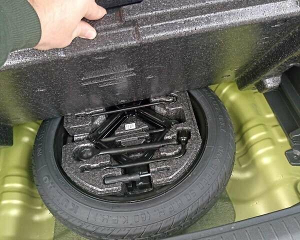 Желтый Хендай Kona, объемом двигателя 1.59 л и пробегом 72 тыс. км за 17400 $, фото 34 на Automoto.ua