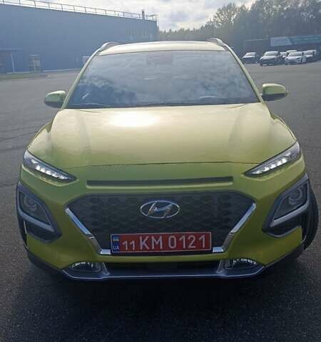 Желтый Хендай Kona, объемом двигателя 1.59 л и пробегом 72 тыс. км за 17400 $, фото 4 на Automoto.ua