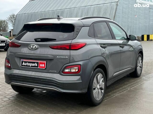 Серый Хендай Kona, объемом двигателя 0 л и пробегом 101 тыс. км за 16990 $, фото 41 на Automoto.ua