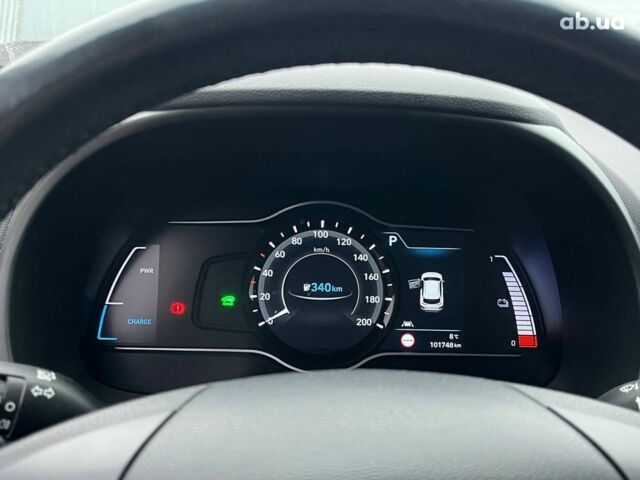 Серый Хендай Kona, объемом двигателя 0 л и пробегом 101 тыс. км за 16990 $, фото 8 на Automoto.ua