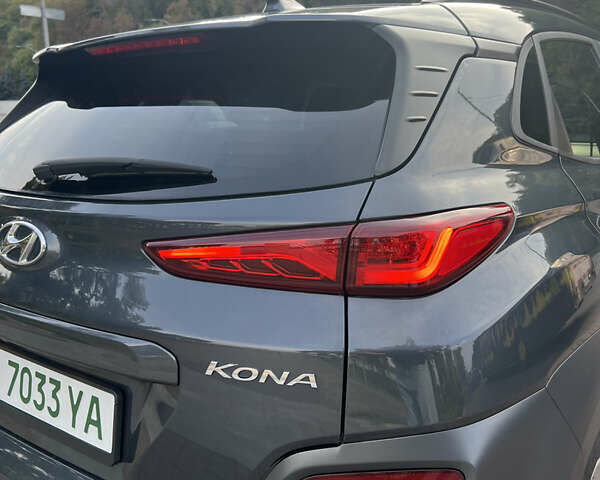 Сірий Хендай Kona, об'ємом двигуна 0 л та пробігом 113 тис. км за 17000 $, фото 7 на Automoto.ua