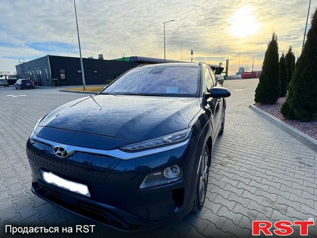 Сірий Хендай Kona, об'ємом двигуна 0.15 л та пробігом 111 тис. км за 17500 $, фото 2 на Automoto.ua