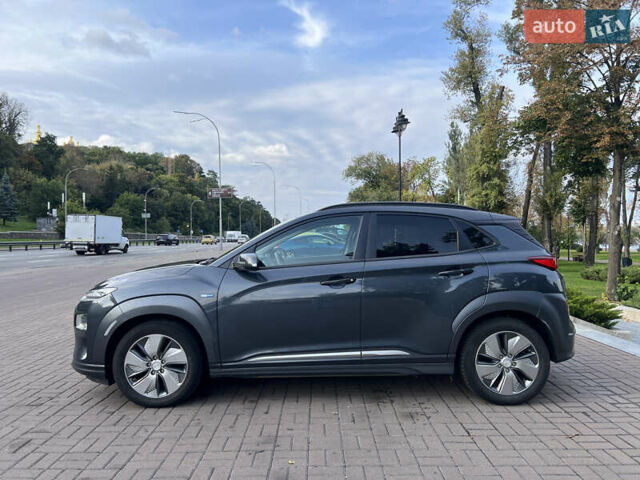 Сірий Хендай Kona, об'ємом двигуна 0 л та пробігом 113 тис. км за 17000 $, фото 16 на Automoto.ua