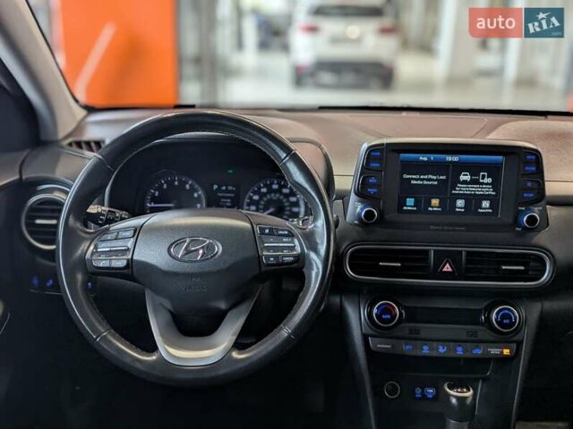 Сірий Хендай Kona, об'ємом двигуна 1.59 л та пробігом 75 тис. км за 15500 $, фото 28 на Automoto.ua