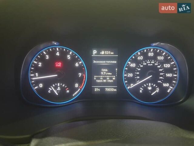 Серый Хендай Kona, объемом двигателя 1.59 л и пробегом 70 тыс. км за 18700 $, фото 8 на Automoto.ua