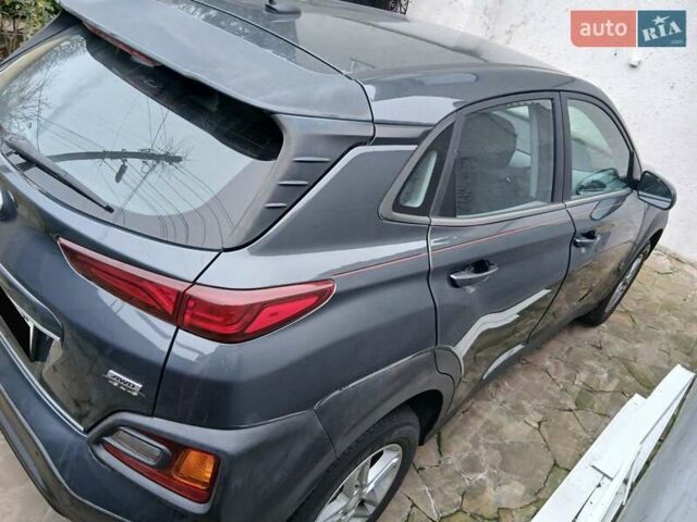 Серый Хендай Kona, объемом двигателя 2 л и пробегом 20 тыс. км за 16000 $, фото 8 на Automoto.ua