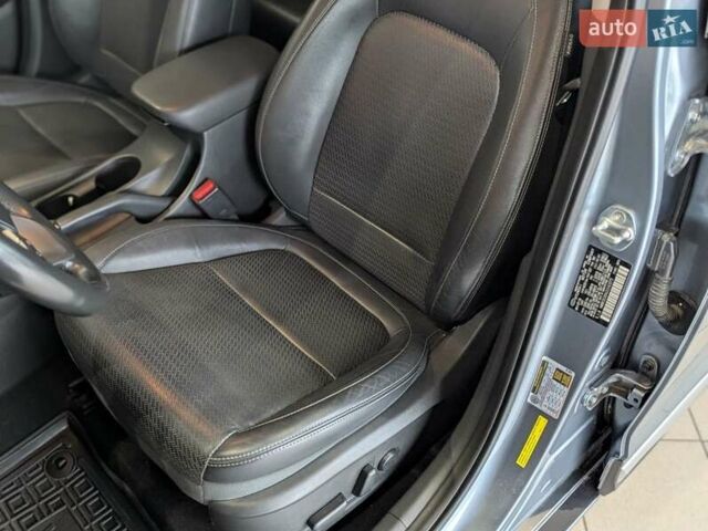Сірий Хендай Kona, об'ємом двигуна 1.59 л та пробігом 75 тис. км за 15500 $, фото 12 на Automoto.ua
