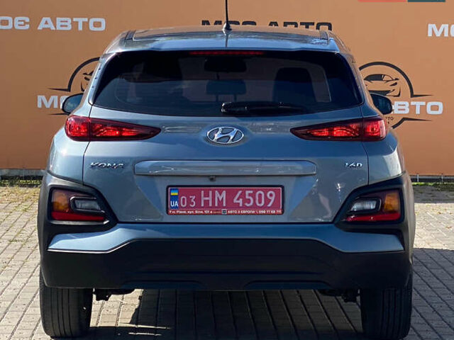Серый Хендай Kona, объемом двигателя 1.6 л и пробегом 152 тыс. км за 15800 $, фото 8 на Automoto.ua