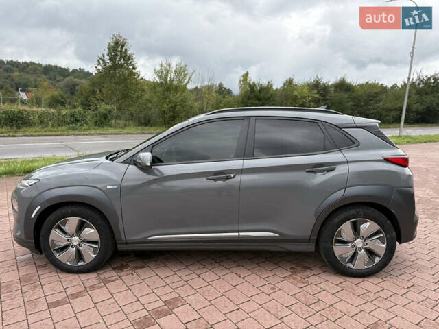 Сірий Хендай Kona, об'ємом двигуна 0 л та пробігом 114 тис. км за 17000 $, фото 39 на Automoto.ua