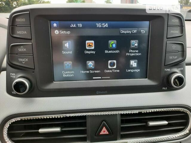 Сірий Хендай Kona, об'ємом двигуна 2 л та пробігом 20 тис. км за 15998 $, фото 11 на Automoto.ua