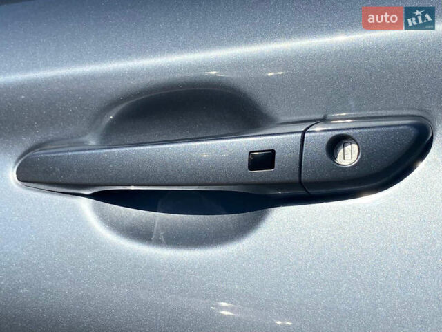 Хендай Kona 2018 в Ровно на Automoto.ua Серый Хендай Kona, объемом двигателя 1.6 л и пробегом 152 тыс. км за 15800 $, фото 15 на Automoto.ua