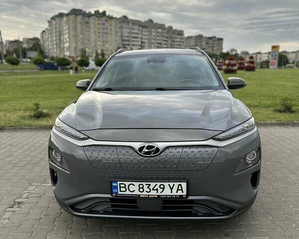 Серый Хендай Kona, объемом двигателя 0 л и пробегом 120 тыс. км за 16500 $, фото 8 на Automoto.ua