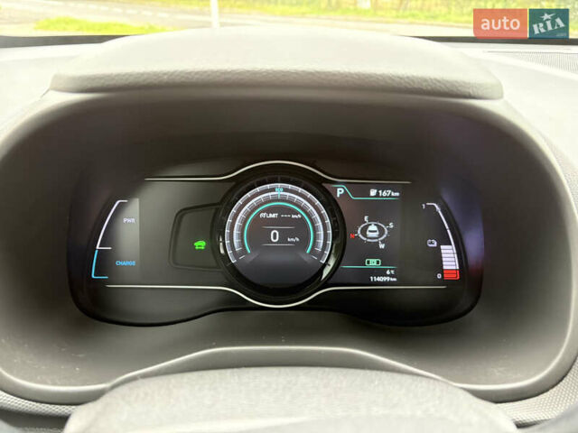 Сірий Хендай Kona, об'ємом двигуна 0 л та пробігом 114 тис. км за 17000 $, фото 43 на Automoto.ua