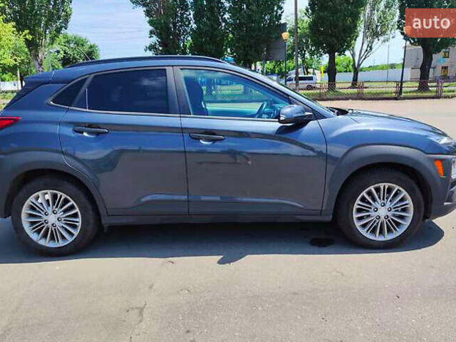 Сірий Хендай Kona, об'ємом двигуна 2 л та пробігом 90 тис. км за 16500 $, фото 5 на Automoto.ua