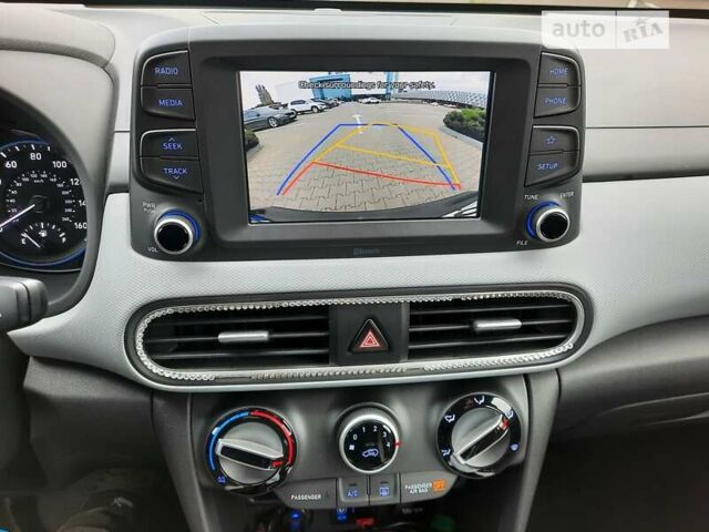 Сірий Хендай Kona, об'ємом двигуна 2 л та пробігом 20 тис. км за 15998 $, фото 13 на Automoto.ua