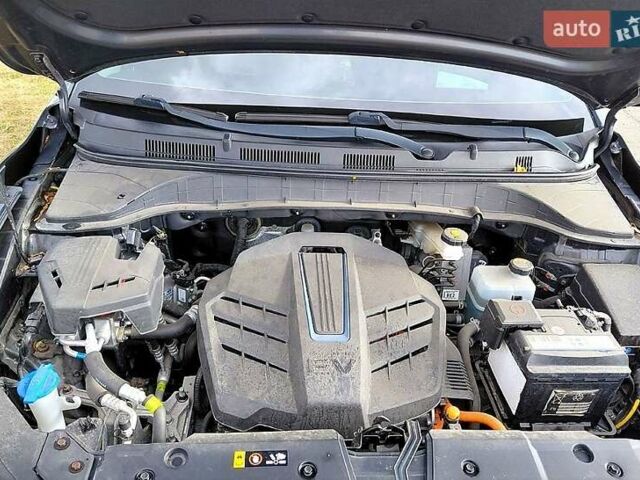 Сірий Хендай Kona, об'ємом двигуна 0 л та пробігом 109 тис. км за 17500 $, фото 5 на Automoto.ua