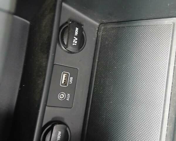 Серый Хендай Kona, объемом двигателя 2 л и пробегом 20 тыс. км за 16000 $, фото 13 на Automoto.ua