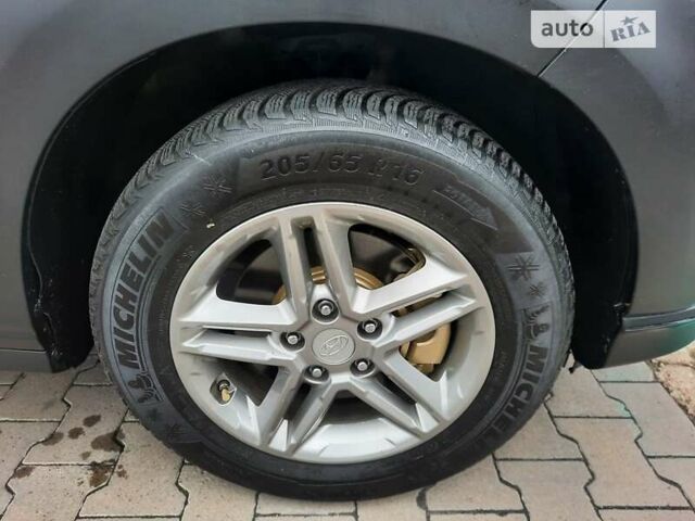 Сірий Хендай Kona, об'ємом двигуна 2 л та пробігом 20 тис. км за 15998 $, фото 12 на Automoto.ua