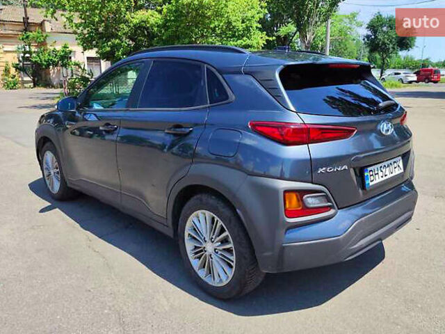 Сірий Хендай Kona, об'ємом двигуна 2 л та пробігом 90 тис. км за 16500 $, фото 4 на Automoto.ua