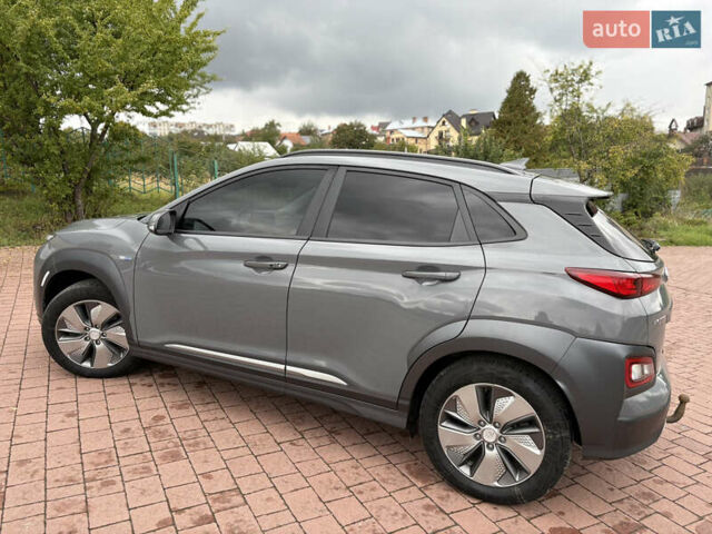 Сірий Хендай Kona, об'ємом двигуна 0 л та пробігом 114 тис. км за 17000 $, фото 18 на Automoto.ua