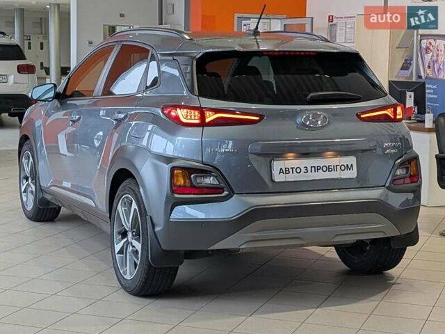 Сірий Хендай Kona, об'ємом двигуна 1.59 л та пробігом 75 тис. км за 15500 $, фото 9 на Automoto.ua