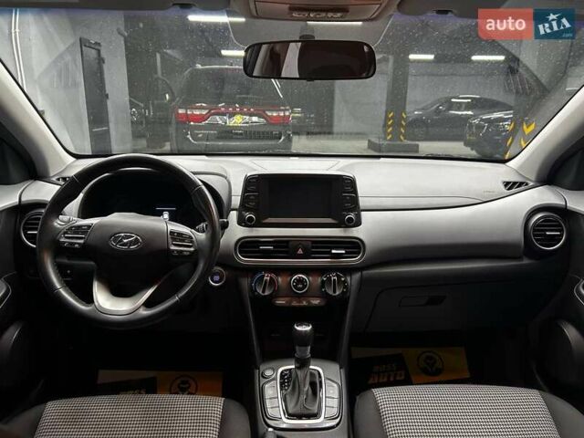 Сірий Хендай Kona, об'ємом двигуна 2 л та пробігом 55 тис. км за 15800 $, фото 12 на Automoto.ua
