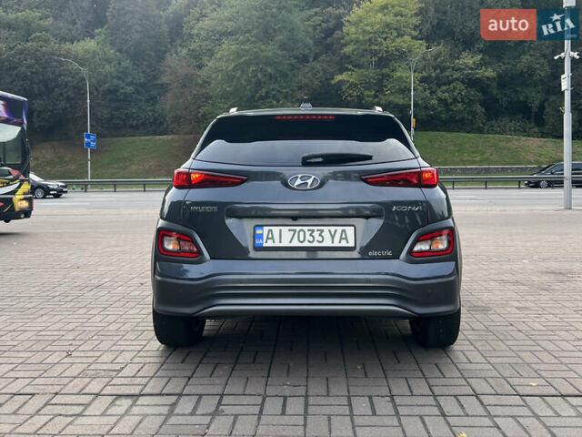 Сірий Хендай Kona, об'ємом двигуна 0 л та пробігом 113 тис. км за 17000 $, фото 18 на Automoto.ua