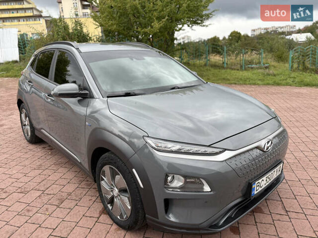 Сірий Хендай Kona, об'ємом двигуна 0 л та пробігом 114 тис. км за 17000 $, фото 25 на Automoto.ua