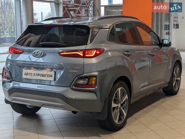 Сірий Хендай Kona, об'ємом двигуна 1.59 л та пробігом 75 тис. км за 15500 $, фото 8 на Automoto.ua