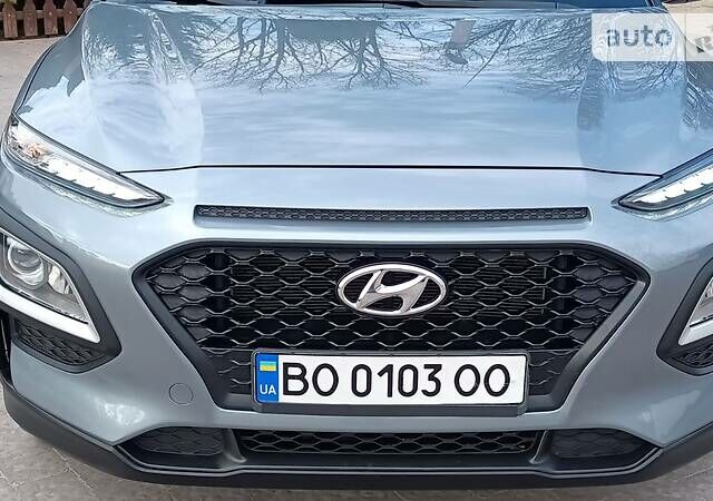 Серый Хендай Kona, объемом двигателя 2 л и пробегом 42 тыс. км за 16850 $, фото 10 на Automoto.ua