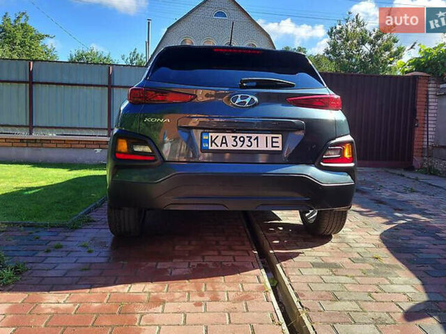 Сірий Хендай Kona, об'ємом двигуна 2 л та пробігом 79 тис. км за 13300 $, фото 6 на Automoto.ua
