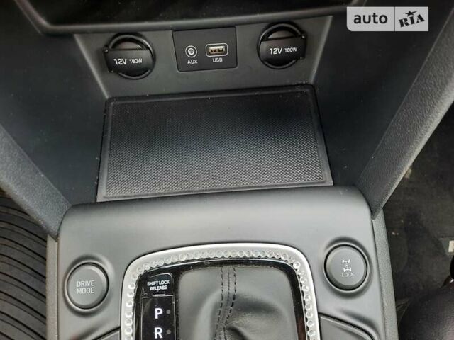 Сірий Хендай Kona, об'ємом двигуна 2 л та пробігом 20 тис. км за 15998 $, фото 9 на Automoto.ua