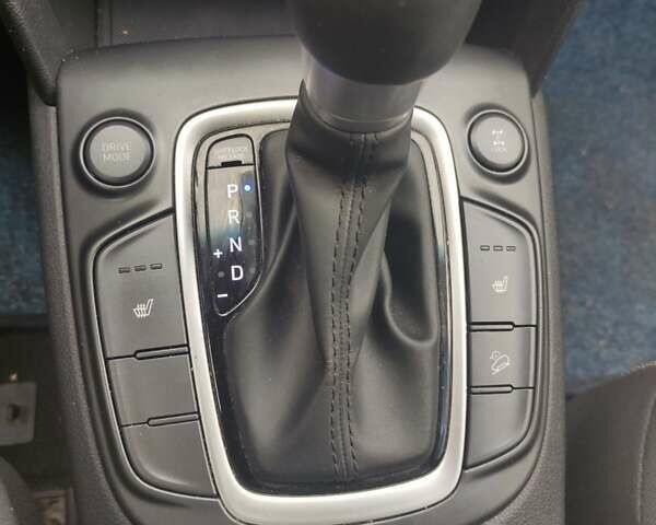 Хендай Kona 2018 в Тернополе на Automoto.ua Серый Хендай Kona, объемом двигателя 2 л и пробегом 86 тыс. км за 15500 $, фото 1 на Automoto.ua