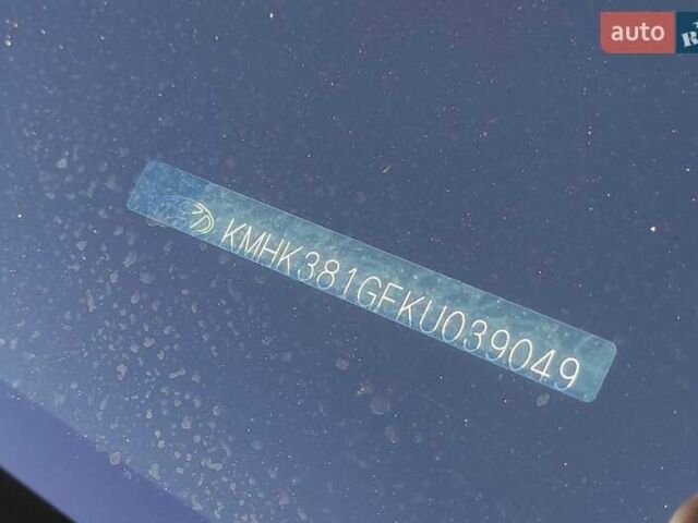 Сірий Хендай Kona, об'ємом двигуна 0 л та пробігом 71 тис. км за 17500 $, фото 18 на Automoto.ua