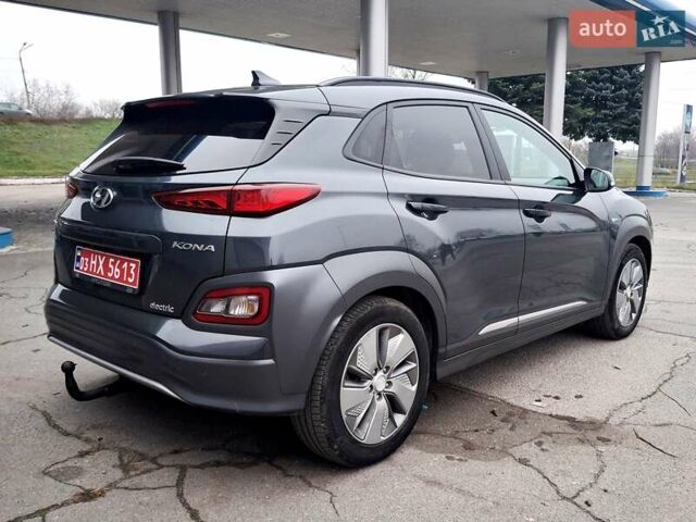 Сірий Хендай Kona, об'ємом двигуна 0 л та пробігом 114 тис. км за 17300 $, фото 7 на Automoto.ua