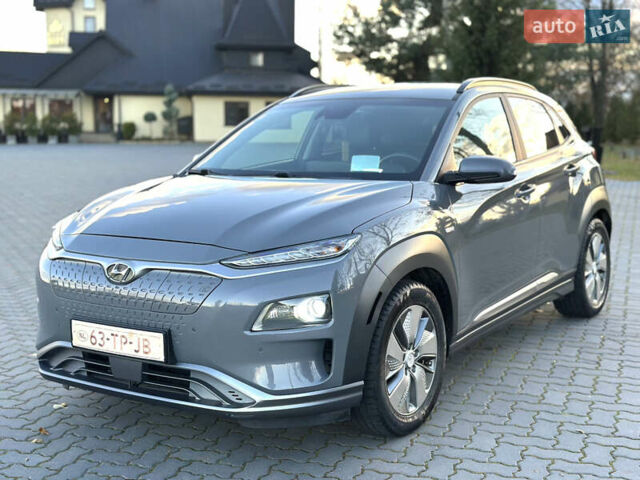 Серый Хендай Kona, объемом двигателя 0 л и пробегом 126 тыс. км за 17300 $, фото 9 на Automoto.ua
