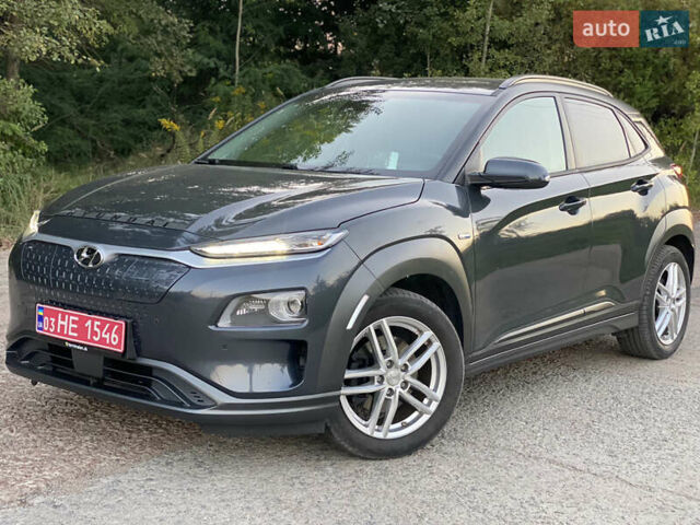 Серый Хендай Kona, объемом двигателя 0 л и пробегом 76 тыс. км за 16800 $, фото 7 на Automoto.ua