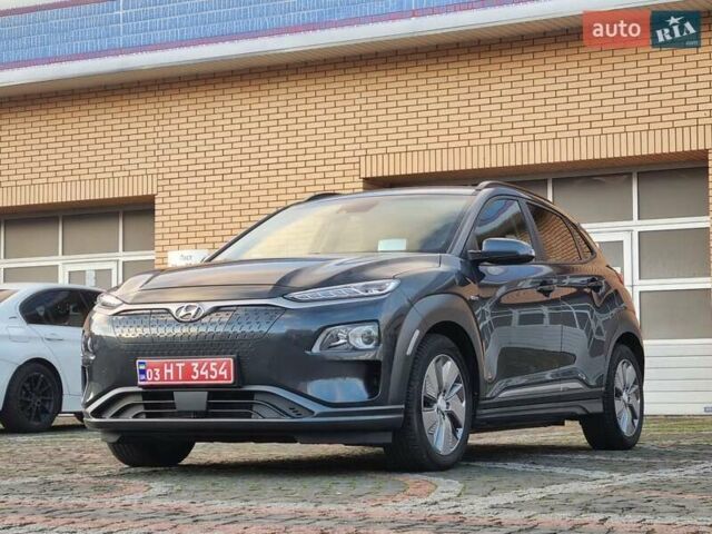 Серый Хендай Kona, объемом двигателя 0 л и пробегом 151 тыс. км за 16399 $, фото 5 на Automoto.ua