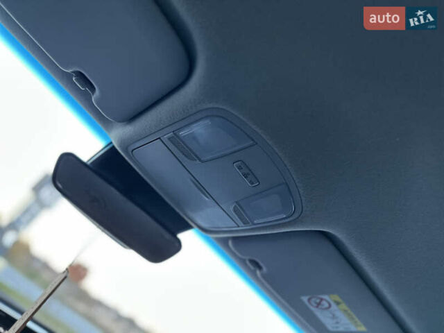 Серый Хендай Kona, объемом двигателя 0 л и пробегом 126 тыс. км за 17300 $, фото 81 на Automoto.ua