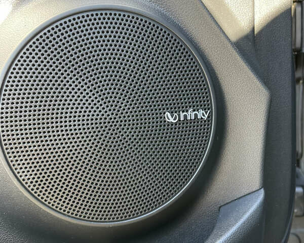 Серый Хендай Kona, объемом двигателя 2 л и пробегом 93 тыс. км за 15900 $, фото 25 на Automoto.ua