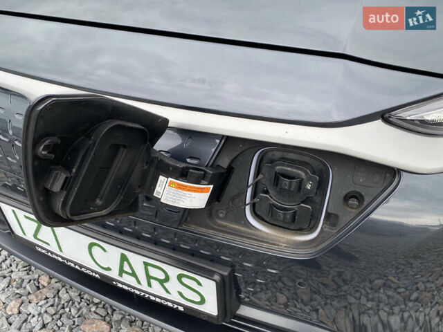 Сірий Хендай Kona, об'ємом двигуна 0 л та пробігом 115 тис. км за 18700 $, фото 16 на Automoto.ua