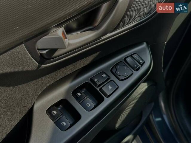 Серый Хендай Kona, объемом двигателя 0 л и пробегом 137 тыс. км за 16700 $, фото 42 на Automoto.ua