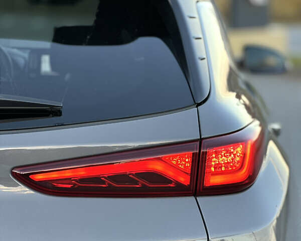 Серый Хендай Kona, объемом двигателя 0 л и пробегом 126 тыс. км за 17300 $, фото 21 на Automoto.ua