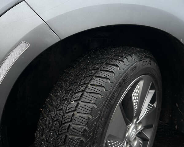 Серый Хендай Kona, объемом двигателя 0 л и пробегом 115 тыс. км за 19000 $, фото 11 на Automoto.ua