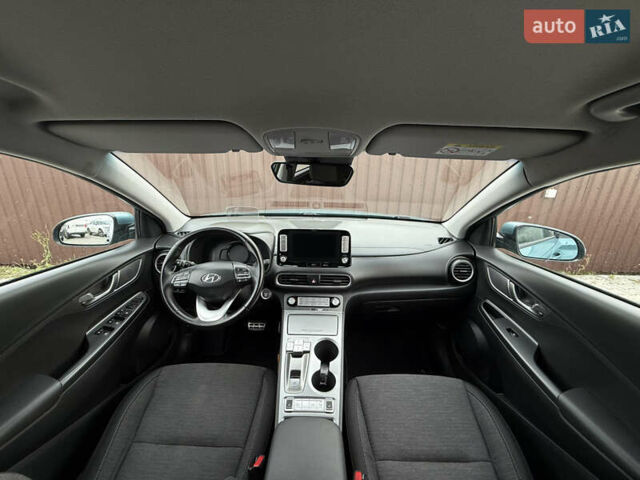 Серый Хендай Kona, объемом двигателя 0 л и пробегом 127 тыс. км за 17650 $, фото 25 на Automoto.ua
