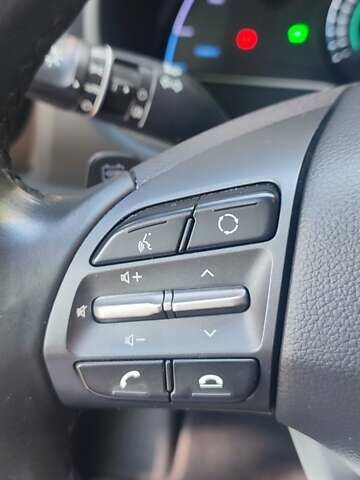 Серый Хендай Kona, объемом двигателя 0 л и пробегом 105 тыс. км за 17999 $, фото 17 на Automoto.ua