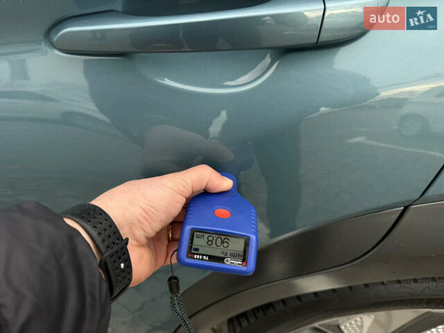 Серый Хендай Kona, объемом двигателя 0 л и пробегом 127 тыс. км за 17650 $, фото 62 на Automoto.ua